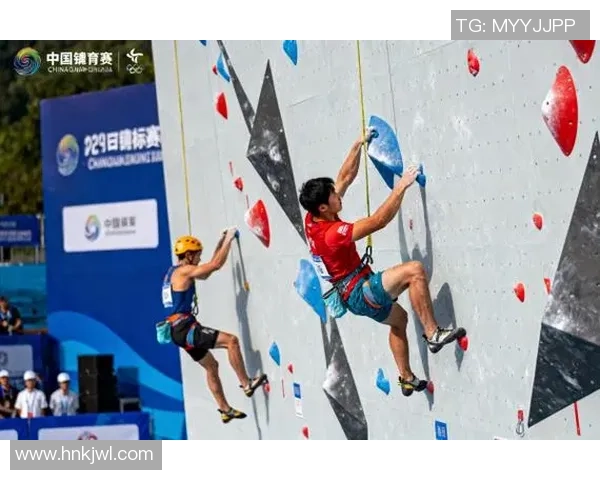 武汉攀岩队战术之争引发热议攀岩爱好者的不同声音与观点碰撞