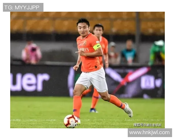 武汉篮球队节奏之争引发热议球迷观点各异探讨战术与表现